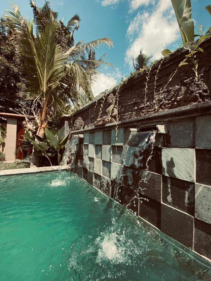 Nirankara Ubud Villa Kültér fotó
